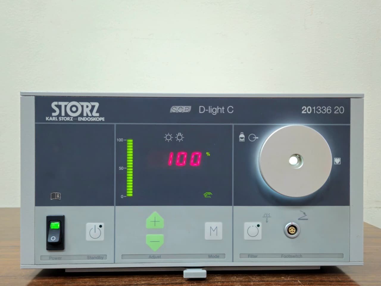 Karl Storz D-Light C 201336 20 SCB Xenon Endoscopic Light Source