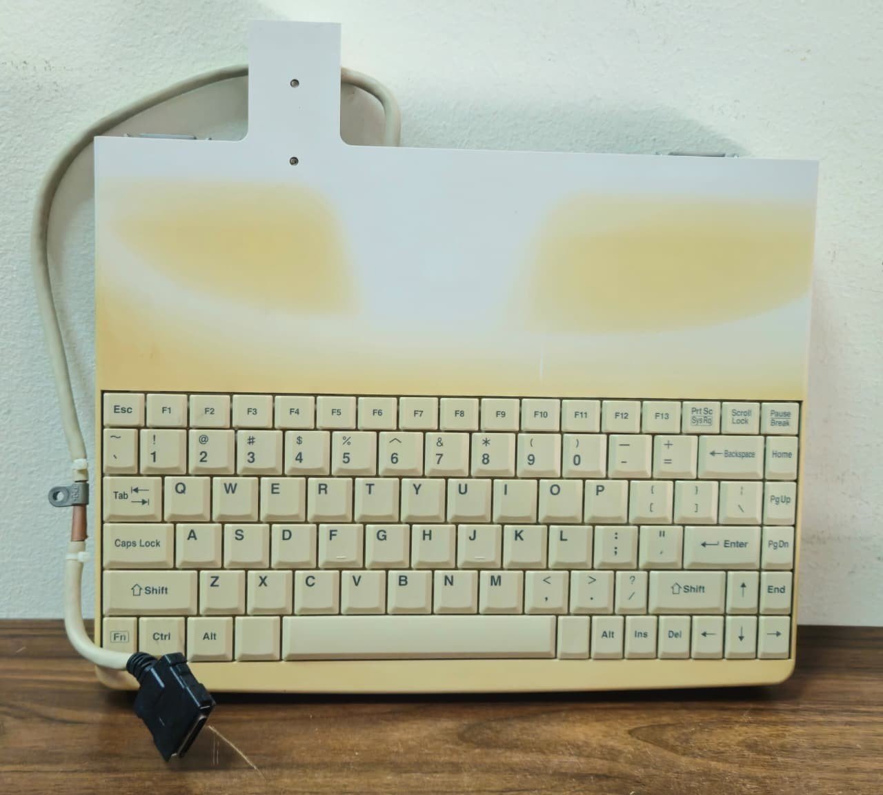 Toshiba Nemio MX Ultrasound Keyboard N860-2398-T001/20 03B Fujitsu S/N B801734