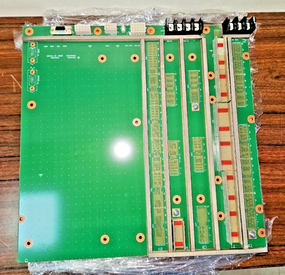 Toshiba Aplio 300 / 500 Ultrasound Backplane Motherboard PM30-39262 YWA4000 BP R