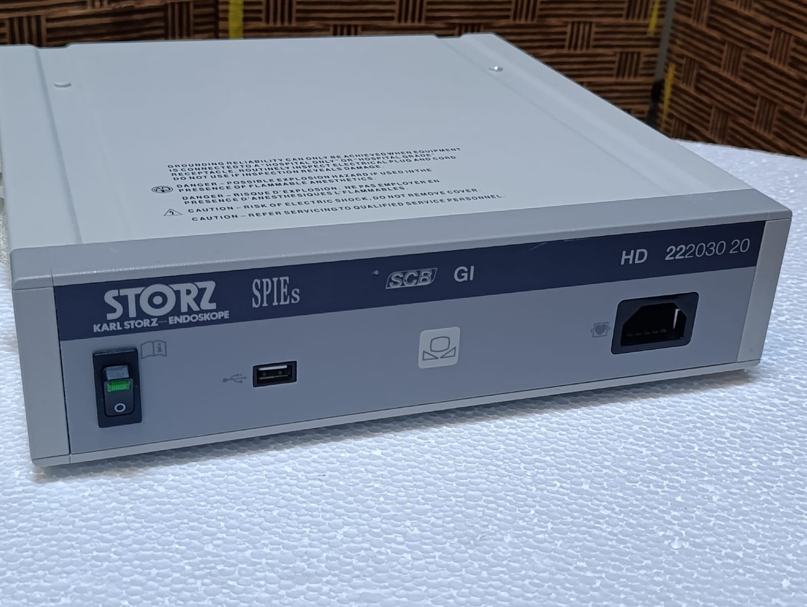 KARL STORZ SPIEs SCB GI HD 222030 20 CAMERA CONTROL UNIT.
