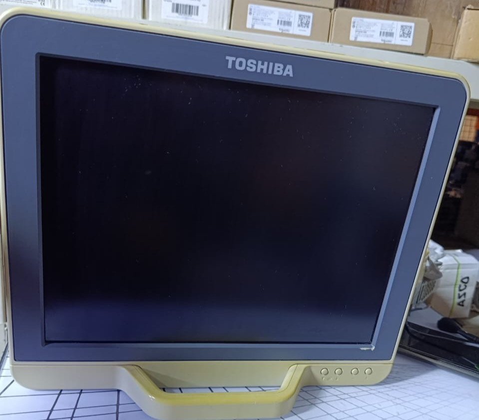 TOSHIBA LCD  BSM34-1378  S/N 22771062. REV 7SQ TOSHIBA ULTRASOUND
